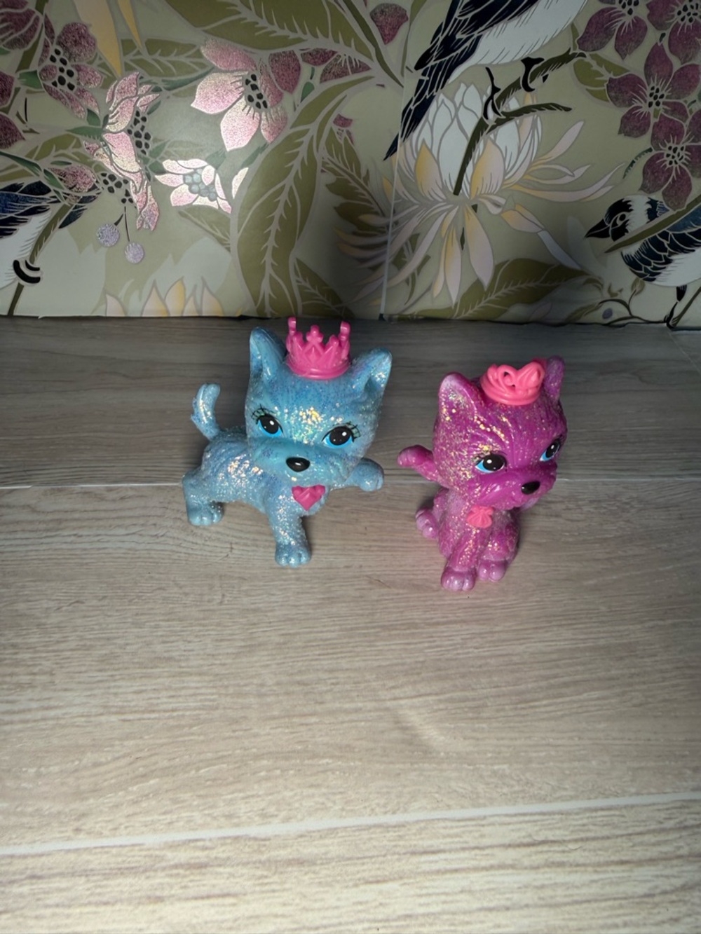 Mattel Barbie The Diamond Castle dogs